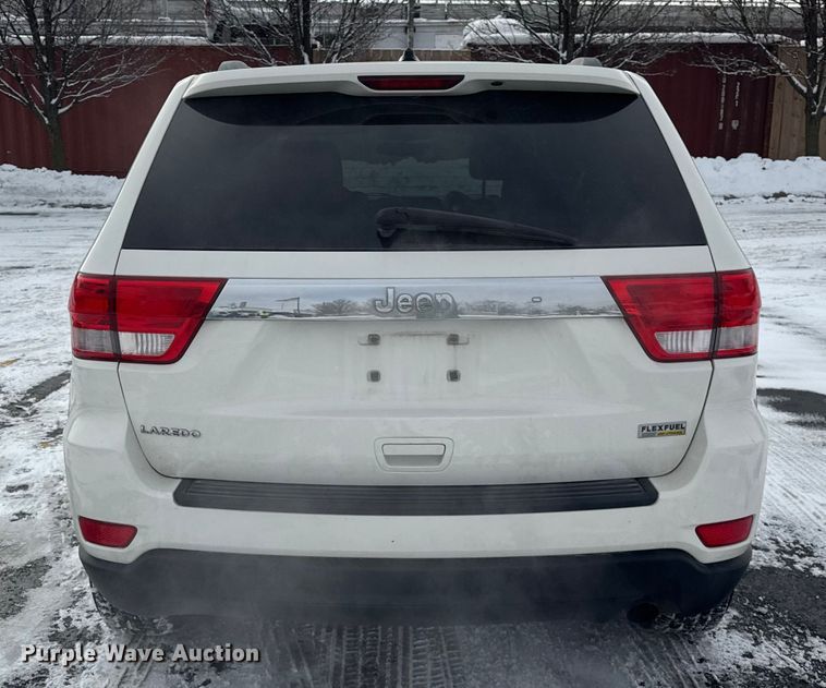 image for item ER0309 2011 Jeep Grand Cherokee Laredo SUV