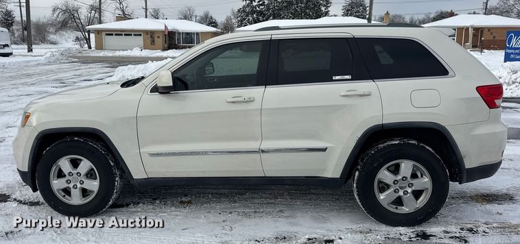 image for item ER0309 2011 Jeep Grand Cherokee Laredo SUV