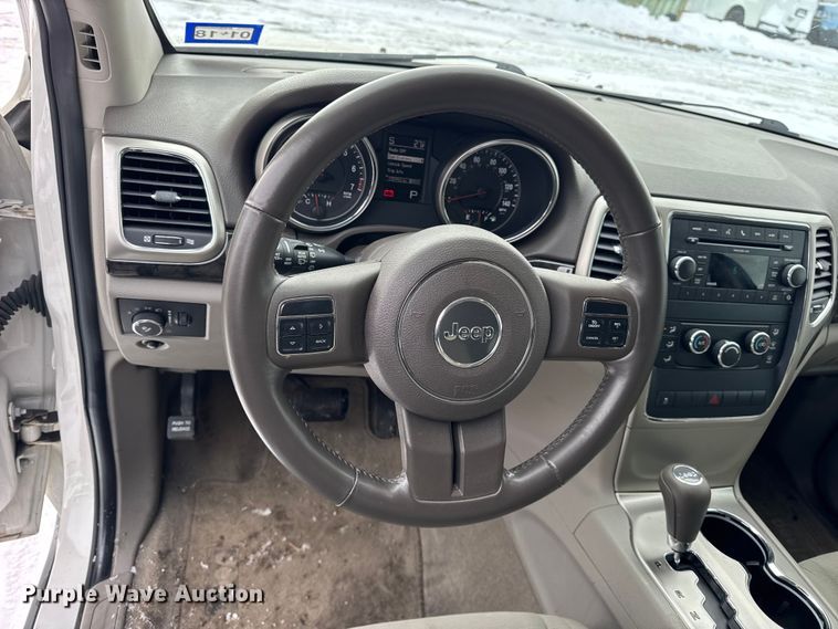 image for item ER0309 2011 Jeep Grand Cherokee Laredo SUV