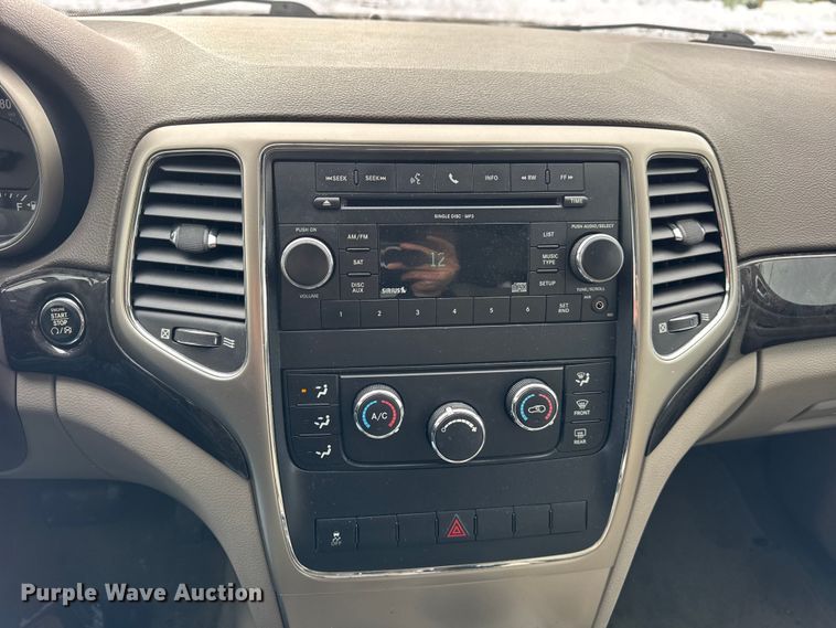 image for item ER0309 2011 Jeep Grand Cherokee Laredo SUV