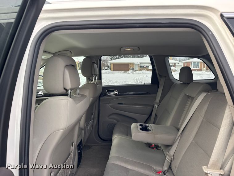 image for item ER0309 2011 Jeep Grand Cherokee Laredo SUV