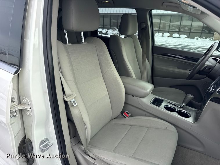 image for item ER0309 2011 Jeep Grand Cherokee Laredo SUV