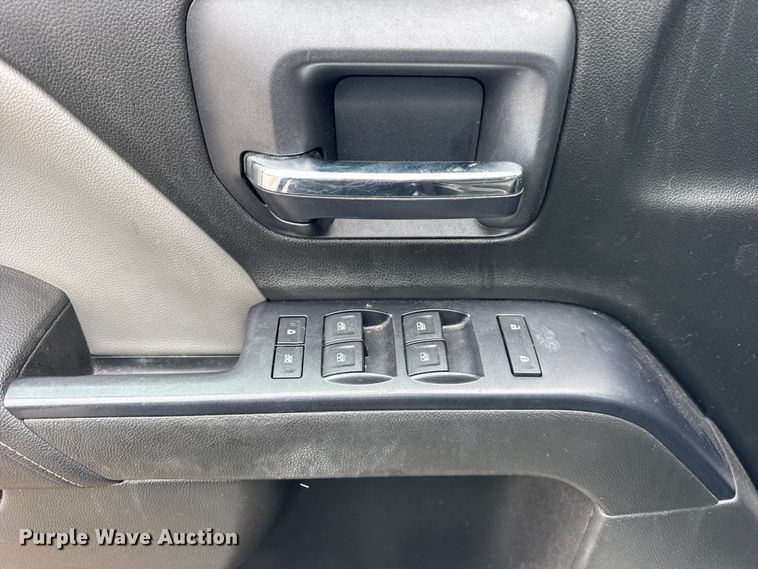 image for item ER0310 2015 Chevrolet Silverado 2500HD Crew Cab utility bed pickup truck