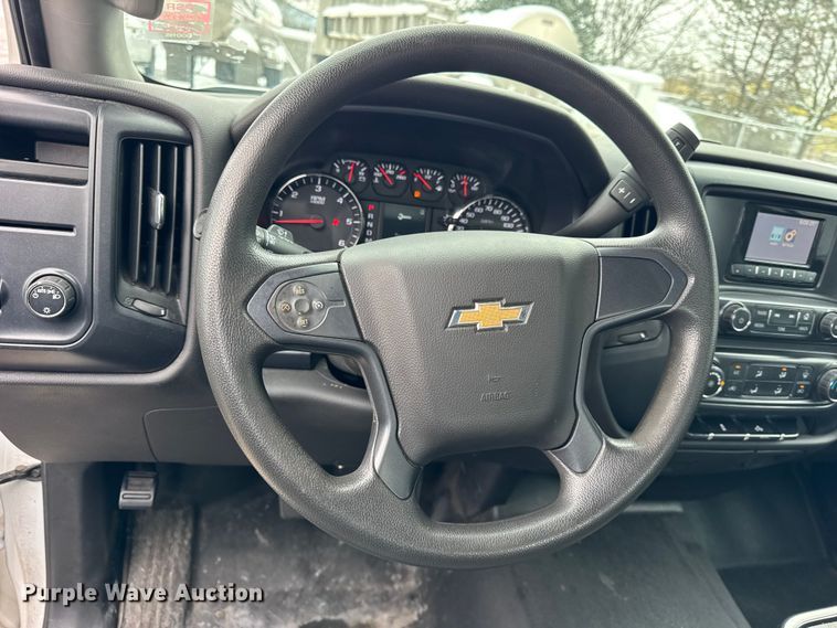 image for item ER0310 2015 Chevrolet Silverado 2500HD Crew Cab utility bed pickup truck