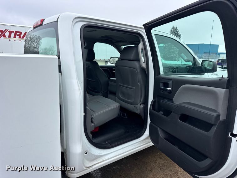 image for item ER0310 2015 Chevrolet Silverado 2500HD Crew Cab utility bed pickup truck