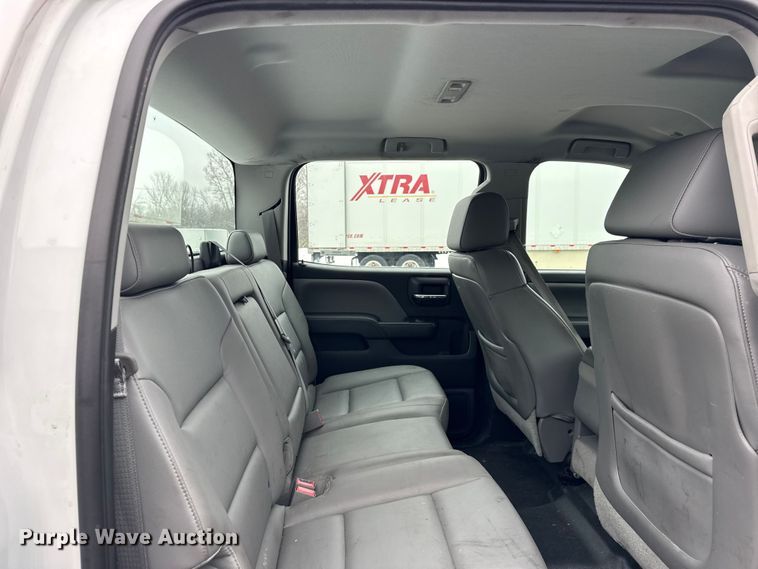 image for item ER0310 2015 Chevrolet Silverado 2500HD Crew Cab utility bed pickup truck