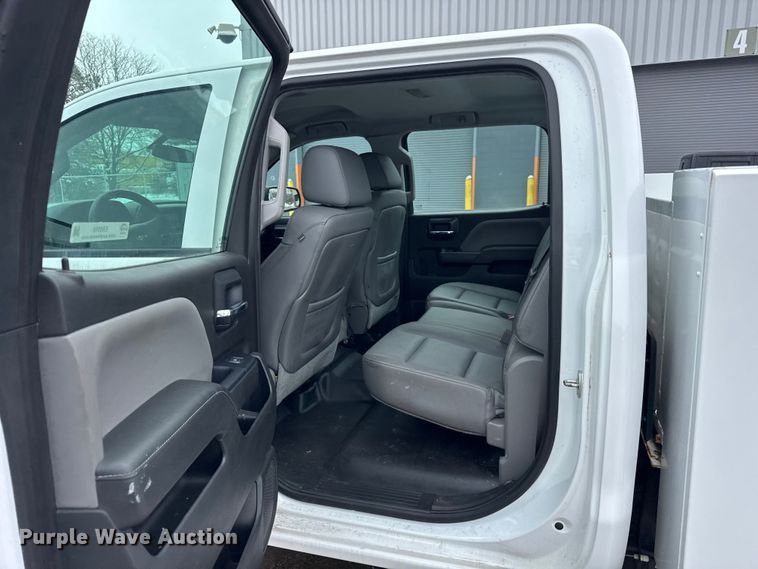 image for item ER0310 2015 Chevrolet Silverado 2500HD Crew Cab utility bed pickup truck