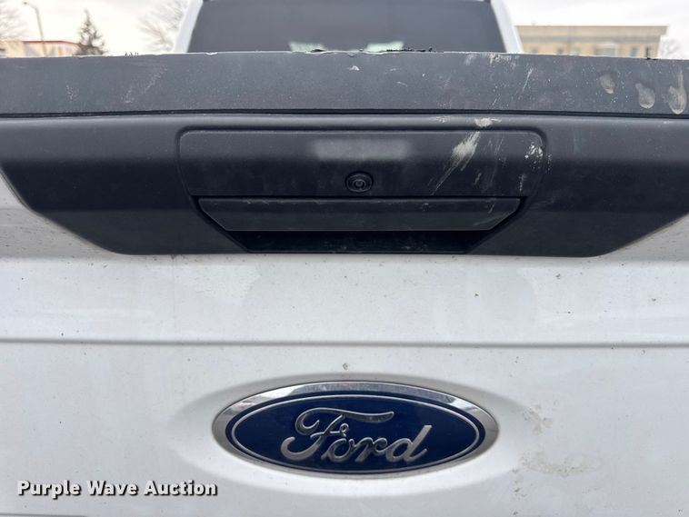 image for item ER0344 2022 Ford F150 SuperCab pickup truck