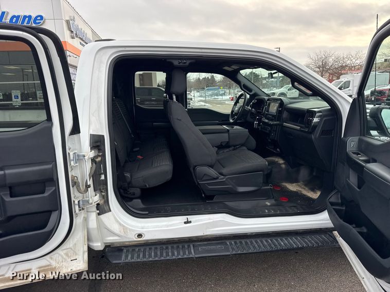 image for item ER0344 2022 Ford F150 SuperCab pickup truck