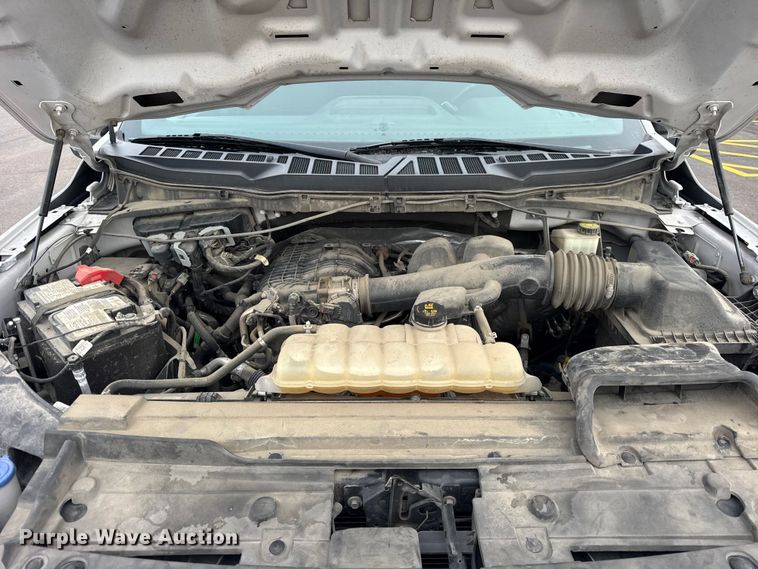 image for item ER0344 2022 Ford F150 SuperCab pickup truck