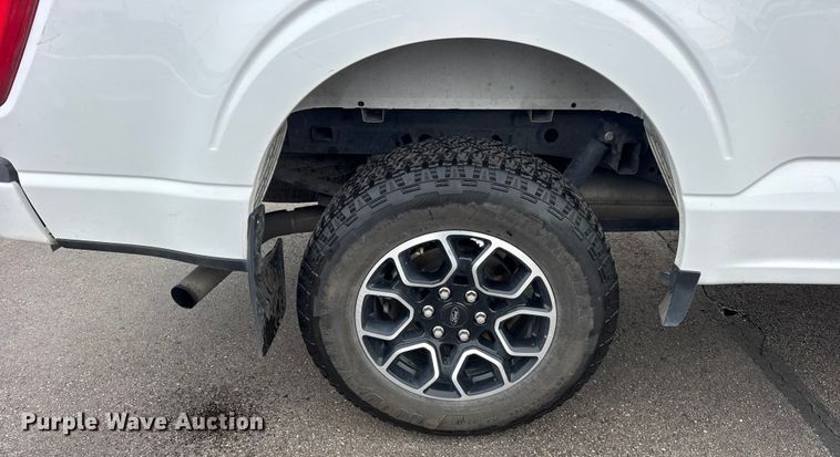 image for item ER0344 2022 Ford F150 SuperCab pickup truck