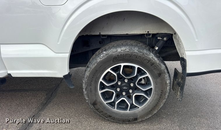 image for item ER0344 2022 Ford F150 SuperCab pickup truck