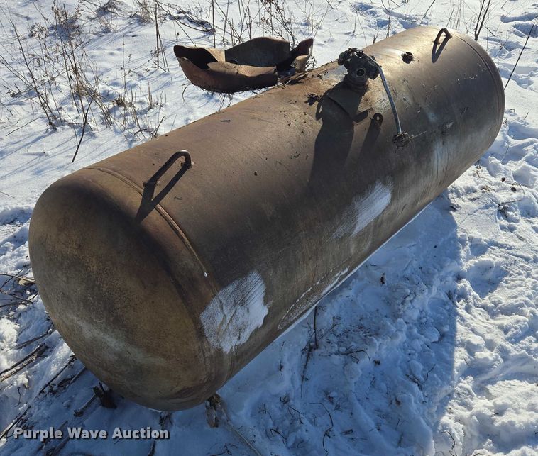 image for item ES2572 Beaird propane tank