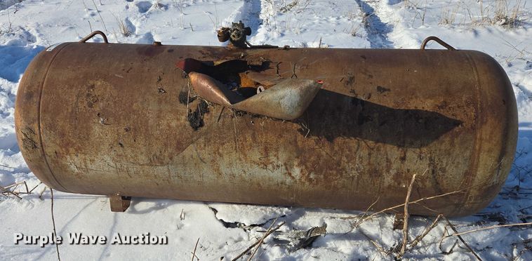 image for item ES2572 Beaird propane tank