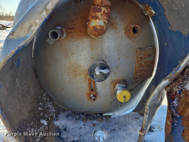 image for item ES2578 Butler propane tank