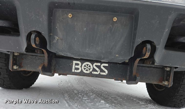 image for item ES2584 2012 Chevrolet Silverado 2500HD pickup truck