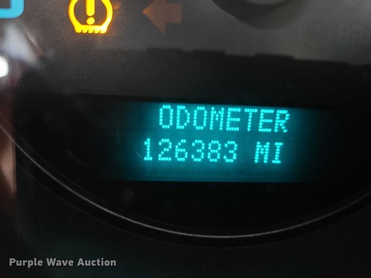 image for item ES2584 2012 Chevrolet Silverado 2500HD pickup truck