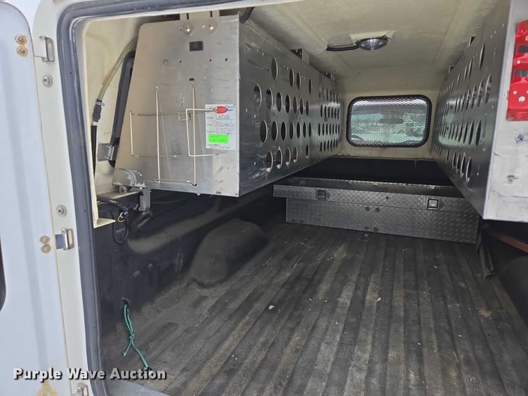 image for item ES2584 2012 Chevrolet Silverado 2500HD pickup truck