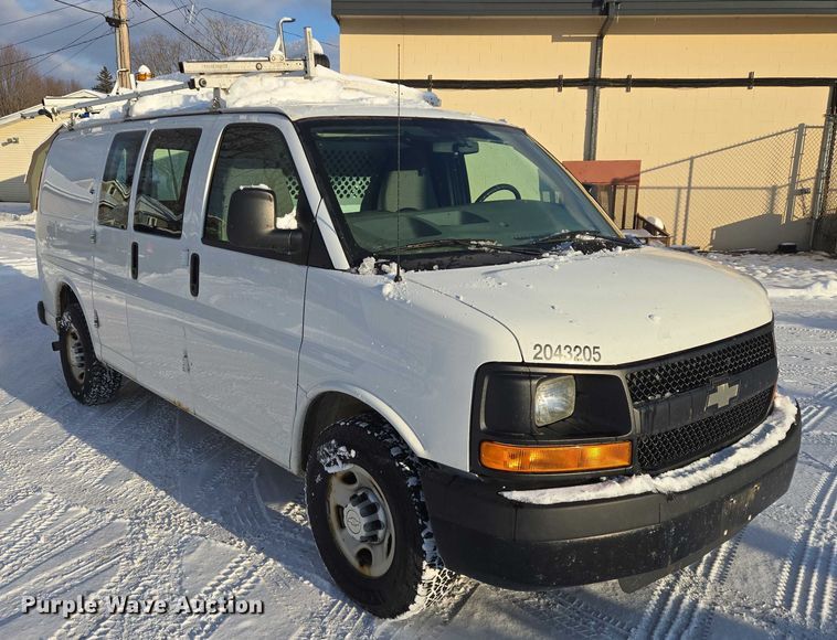image for item ES2588 2014 Chevrolet Express van