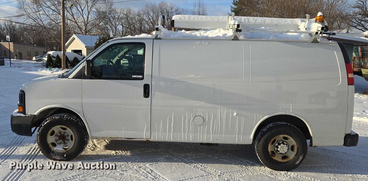 image for item ES2588 2014 Chevrolet Express van