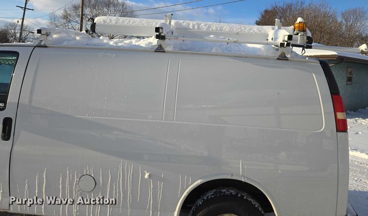 image for item ES2588 2014 Chevrolet Express van