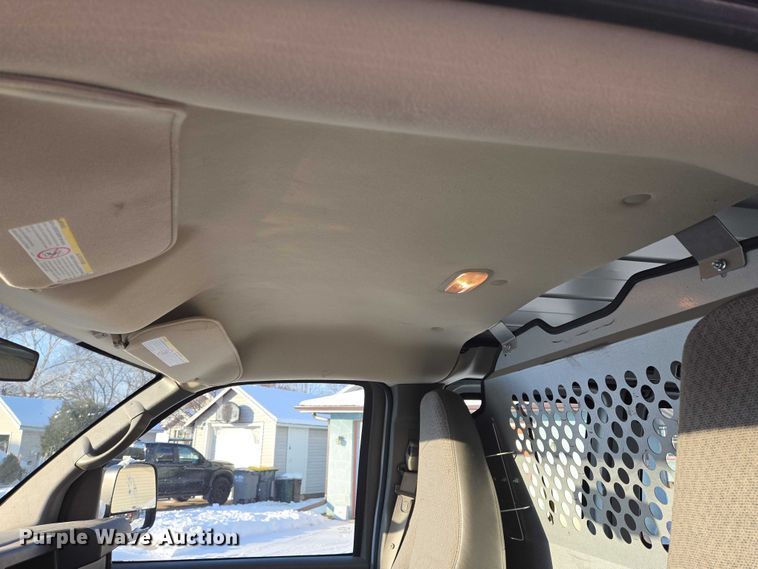 image for item ES2588 2014 Chevrolet Express van