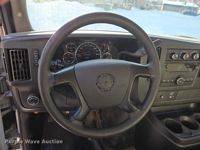 image for item ES2588 2014 Chevrolet Express van