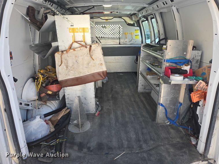 image for item ES2588 2014 Chevrolet Express van