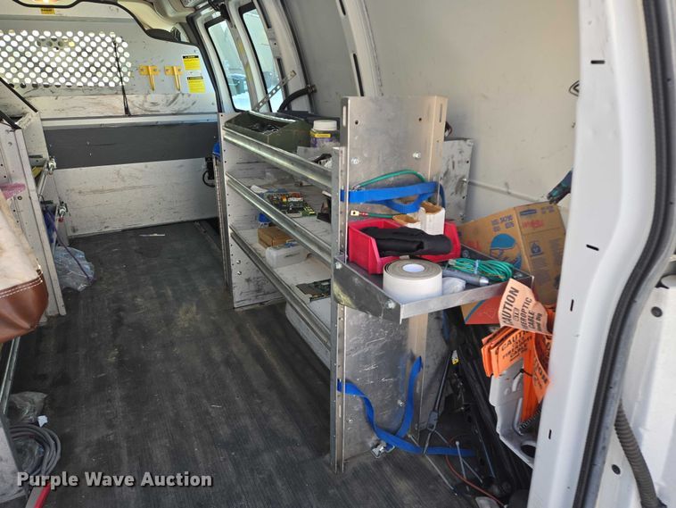 image for item ES2588 2014 Chevrolet Express van