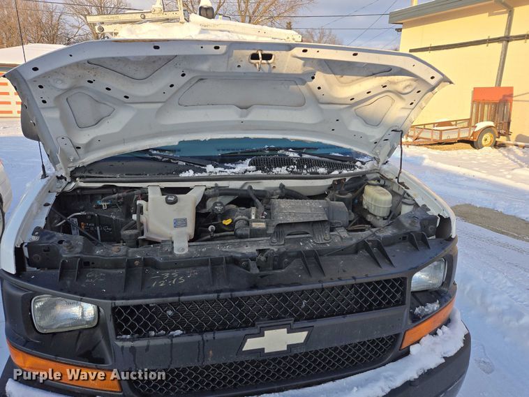 image for item ES2588 2014 Chevrolet Express van