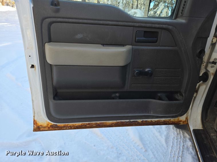 image for item ES2589 2010 Ford F150 pickup truck