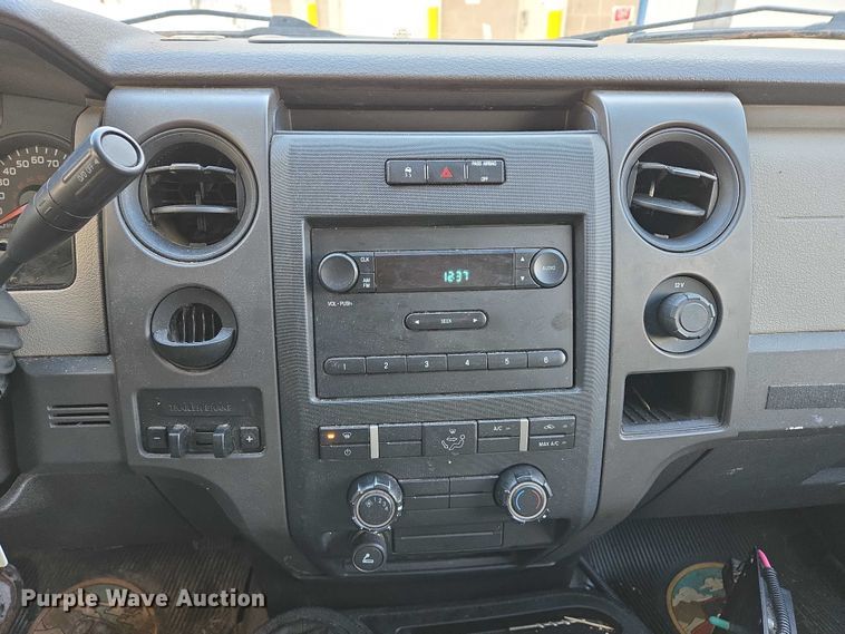 image for item ES2589 2010 Ford F150 pickup truck