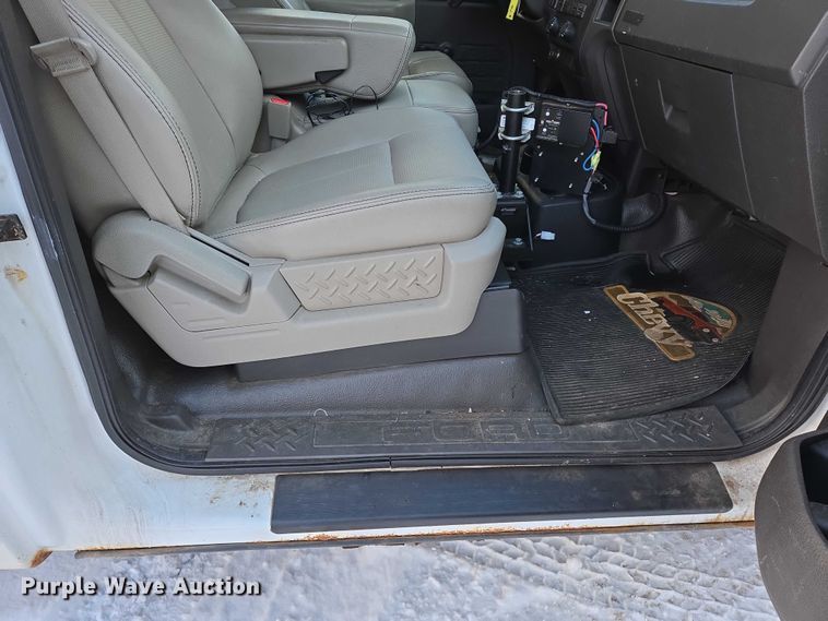 image for item ES2589 2010 Ford F150 pickup truck