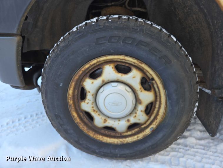 image for item ES2589 2010 Ford F150 pickup truck