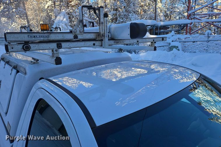 image for item ES2590 2016 Chevrolet Silverado 1500 pickup truck