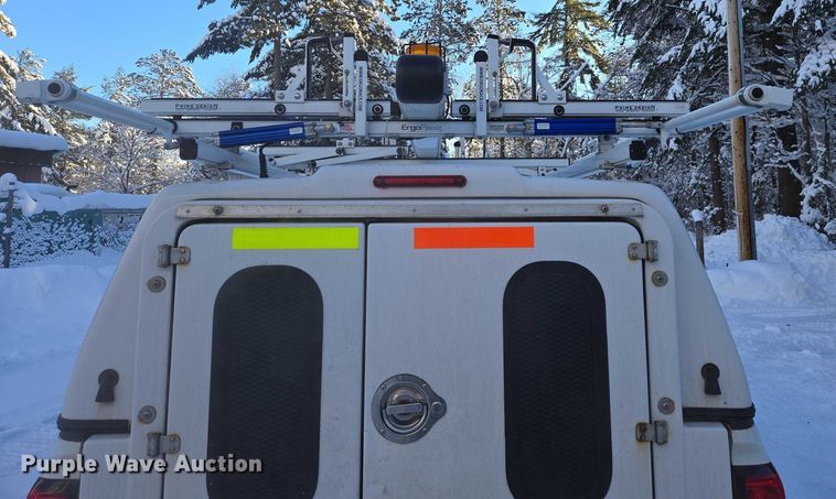 image for item ES2590 2016 Chevrolet Silverado 1500 pickup truck