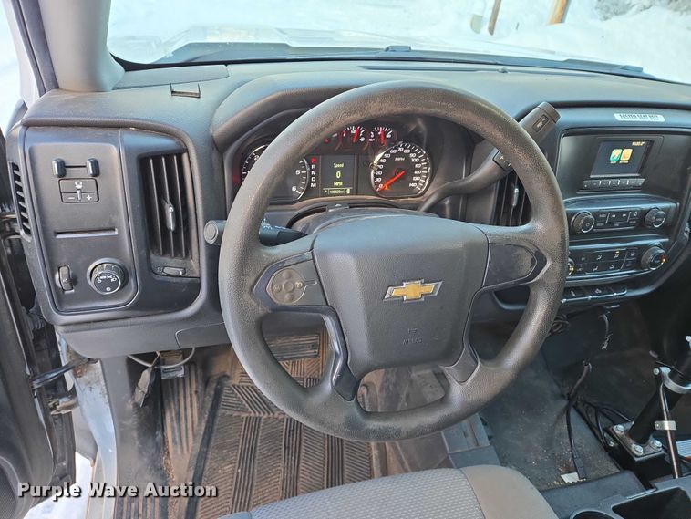 image for item ES2590 2016 Chevrolet Silverado 1500 pickup truck