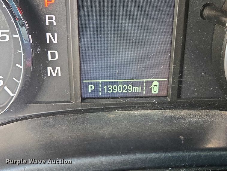 image for item ES2590 2016 Chevrolet Silverado 1500 pickup truck