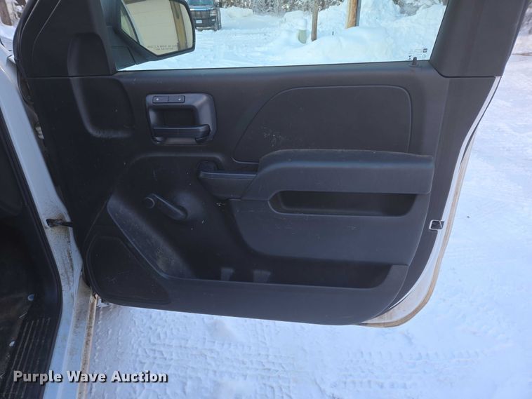 image for item ES2590 2016 Chevrolet Silverado 1500 pickup truck