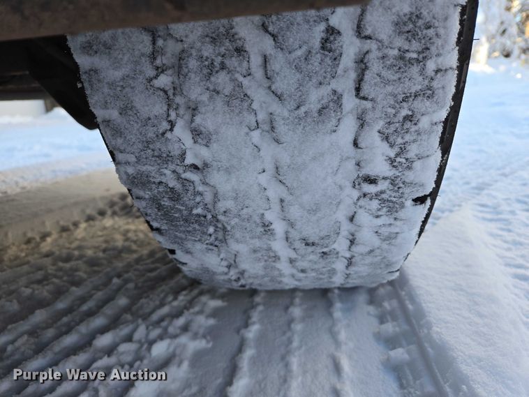 image for item ES2590 2016 Chevrolet Silverado 1500 pickup truck