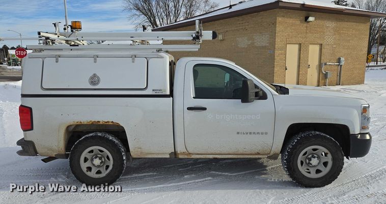 image for item ES2591 2016 Chevrolet Silverado 1500 pickup truck