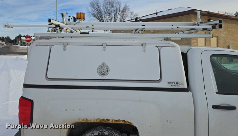 image for item ES2591 2016 Chevrolet Silverado 1500 pickup truck