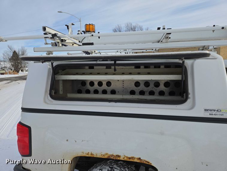 image for item ES2591 2016 Chevrolet Silverado 1500 pickup truck