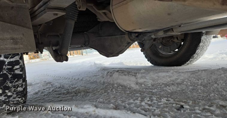 image for item ES2591 2016 Chevrolet Silverado 1500 pickup truck