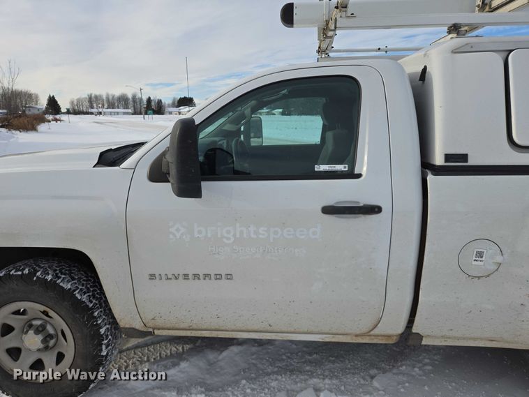 image for item ES2591 2016 Chevrolet Silverado 1500 pickup truck