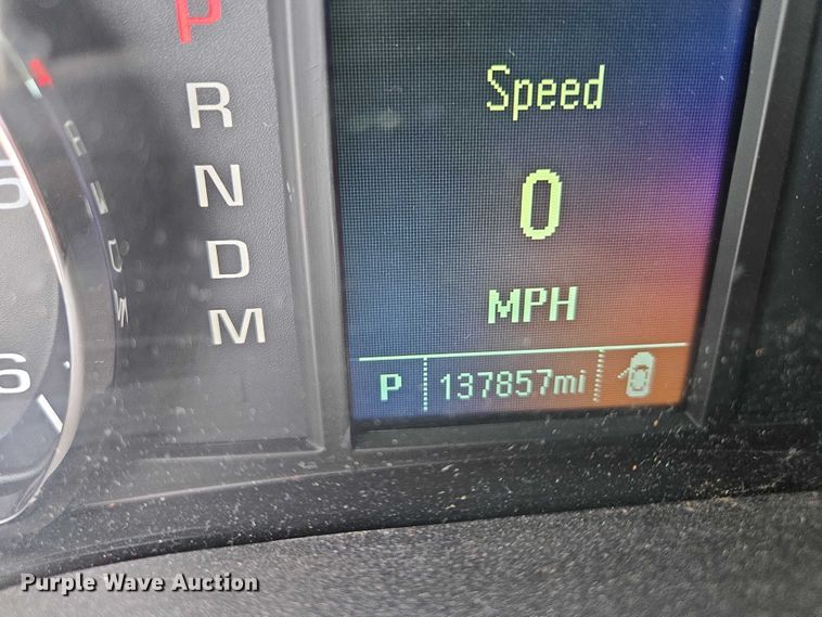 image for item ES2591 2016 Chevrolet Silverado 1500 pickup truck