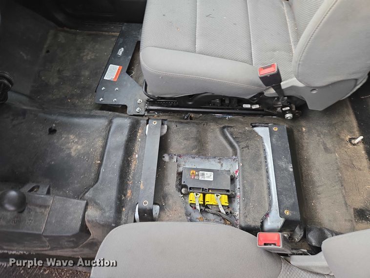 image for item ES2591 2016 Chevrolet Silverado 1500 pickup truck