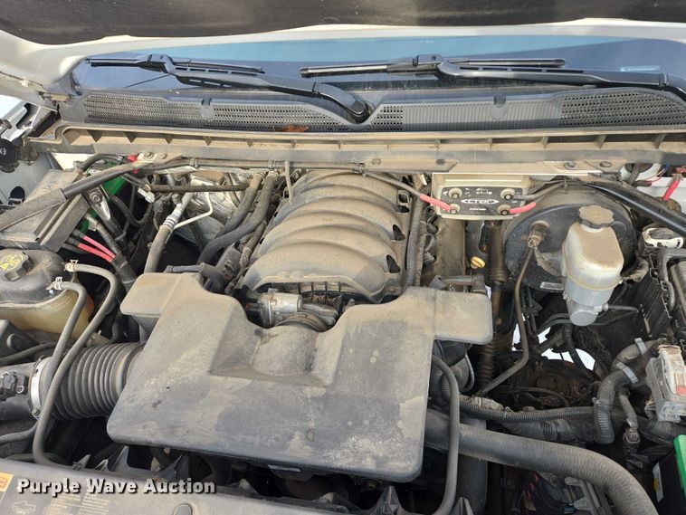 image for item ES2591 2016 Chevrolet Silverado 1500 pickup truck