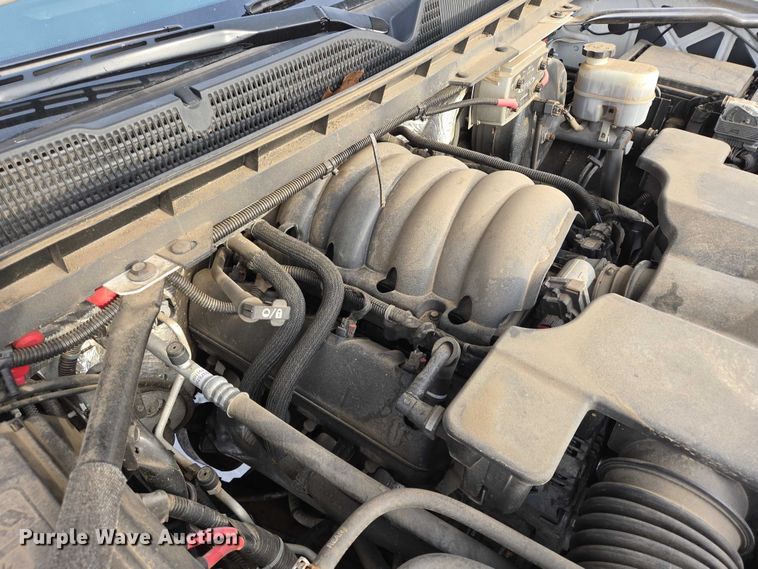 image for item ES2591 2016 Chevrolet Silverado 1500 pickup truck