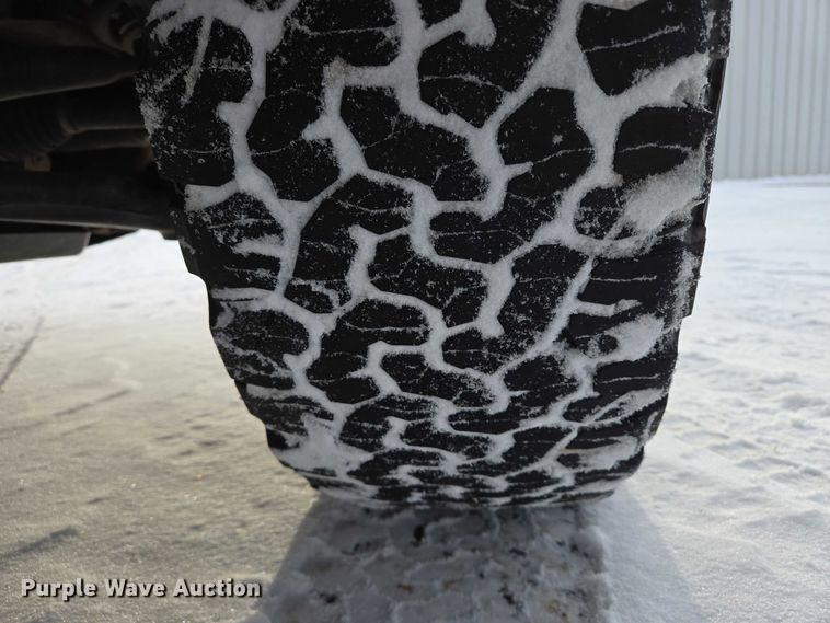 image for item ES2591 2016 Chevrolet Silverado 1500 pickup truck